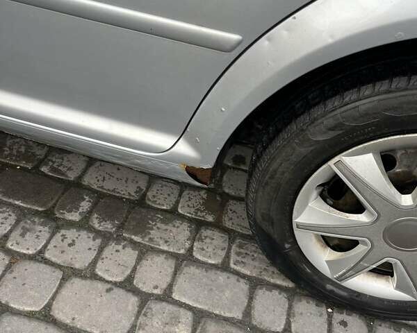 Фольксваген Гольф, объемом двигателя 1.6 л и пробегом 320 тыс. км за 2900 $, фото 2 на Automoto.ua