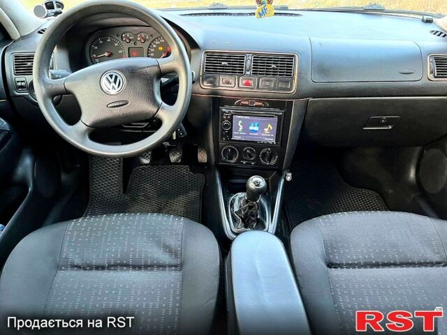 Фольксваген Гольф, объемом двигателя 1.6 л и пробегом 253 тыс. км за 3600 $, фото 8 на Automoto.ua