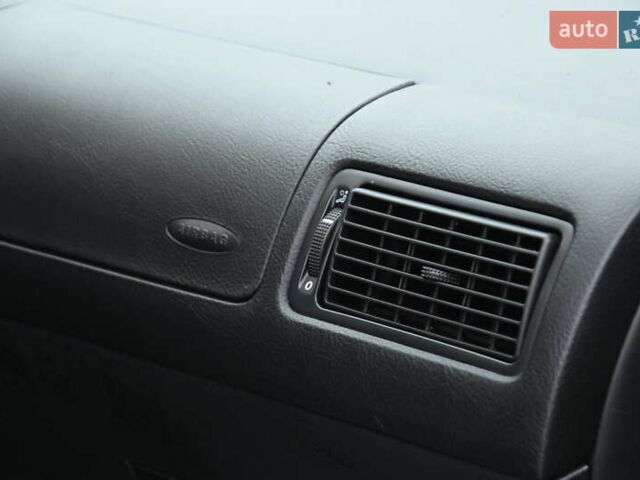 Фольксваген Гольф, объемом двигателя 1.6 л и пробегом 273 тыс. км за 4800 $, фото 31 на Automoto.ua