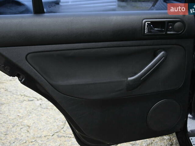 Фольксваген Гольф, объемом двигателя 1.6 л и пробегом 273 тыс. км за 4800 $, фото 20 на Automoto.ua