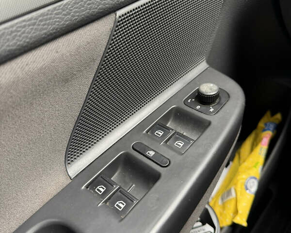 Фольксваген Гольф, объемом двигателя 1.9 л и пробегом 466 тыс. км за 5700 $, фото 97 на Automoto.ua