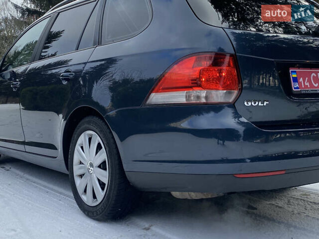 Фольксваген Гольф, объемом двигателя 1.6 л и пробегом 214 тыс. км за 6499 $, фото 12 на Automoto.ua