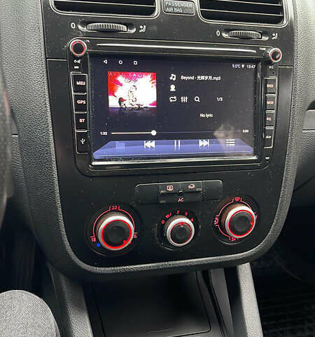 Фольксваген Гольф, объемом двигателя 1.6 л и пробегом 240 тыс. км за 4150 $, фото 7 на Automoto.ua