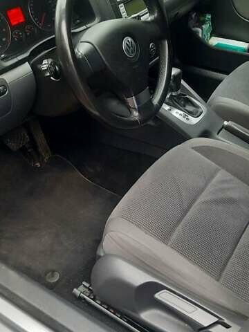 Фольксваген Гольф, объемом двигателя 1.39 л и пробегом 212 тыс. км за 6950 $, фото 4 на Automoto.ua