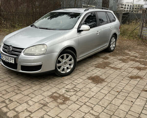 Фольксваген Гольф, объемом двигателя 1.6 л и пробегом 240 тыс. км за 4150 $, фото 1 на Automoto.ua