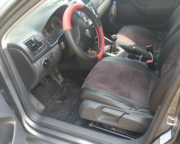 Фольксваген Гольф, объемом двигателя 1.4 л и пробегом 280 тыс. км за 5300 $, фото 6 на Automoto.ua