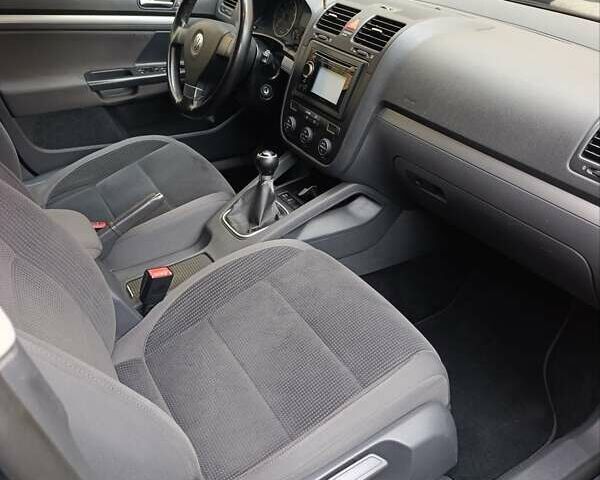 Фольксваген Гольф, об'ємом двигуна 1.4 л та пробігом 223 тис. км за 6450 $, фото 4 на Automoto.ua