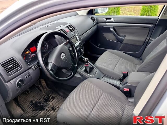 Фольксваген Гольф 2008 в Новоукраинке на Automoto.ua Фольксваген Гольф, объемом двигателя 1.6 л и пробегом 200 тыс. км за 5700 $, фото 8 на Automoto.ua