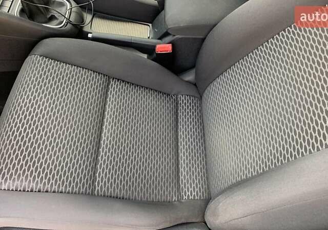 Фольксваген Гольф, объемом двигателя 1.6 л и пробегом 150 тыс. км за 6900 $, фото 2 на Automoto.ua