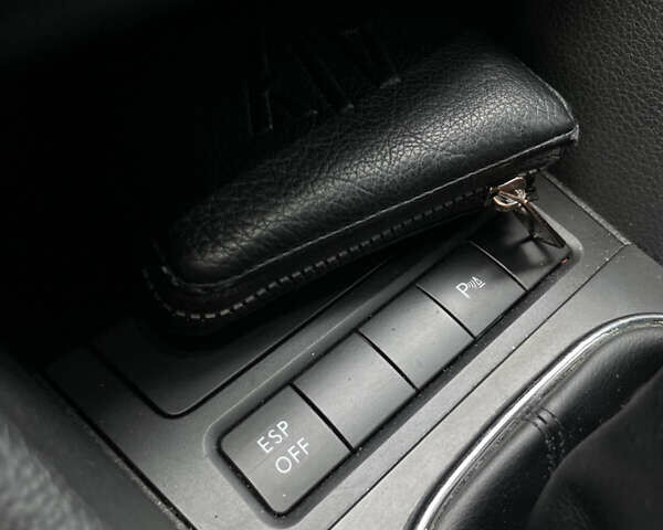 Фольксваген Гольф, объемом двигателя 1.6 л и пробегом 287 тыс. км за 7200 $, фото 11 на Automoto.ua