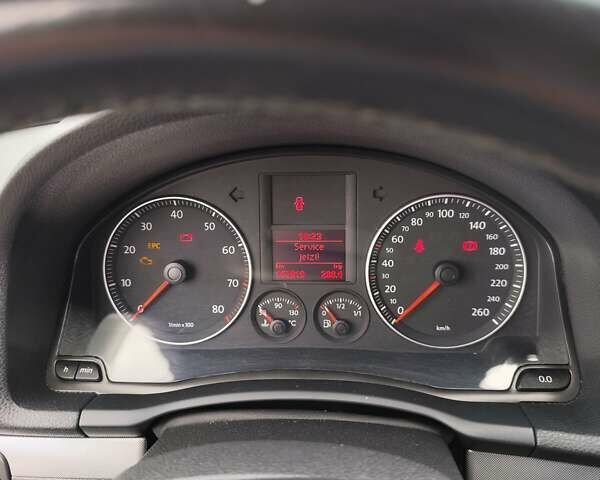 Фольксваген Гольф, объемом двигателя 1.39 л и пробегом 167 тыс. км за 6500 $, фото 10 на Automoto.ua