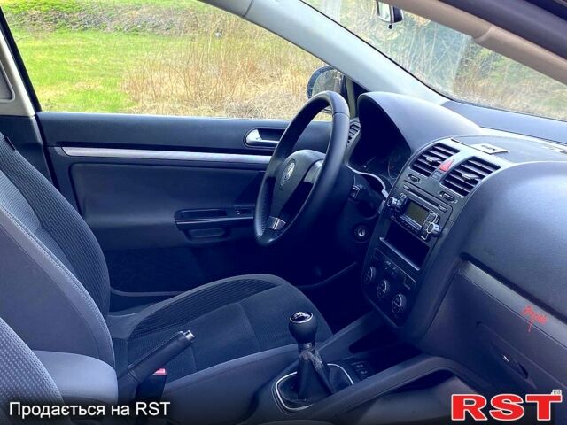 Фольксваген Гольф, объемом двигателя 1.4 л и пробегом 201 тыс. км за 6000 $, фото 3 на Automoto.ua