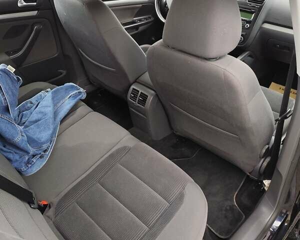 Фольксваген Гольф, объемом двигателя 1.39 л и пробегом 167 тыс. км за 6500 $, фото 4 на Automoto.ua