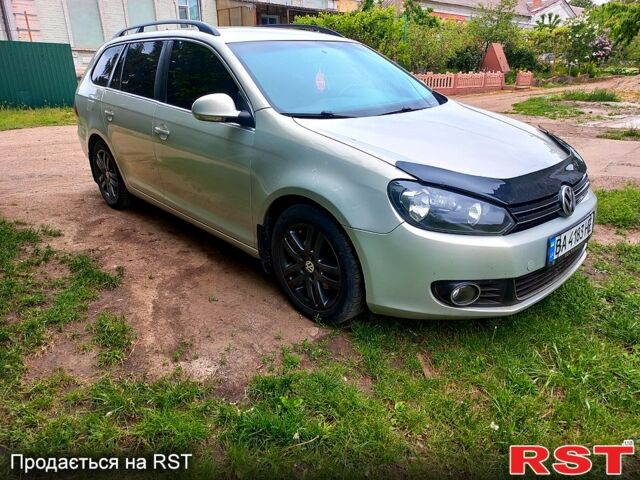 Фольксваген Гольф 2010 в Бобринце на Automoto.ua Фольксваген Гольф, объемом двигателя 1.6 л и пробегом 181 тыс. км за 6800 $, фото 3 на Automoto.ua