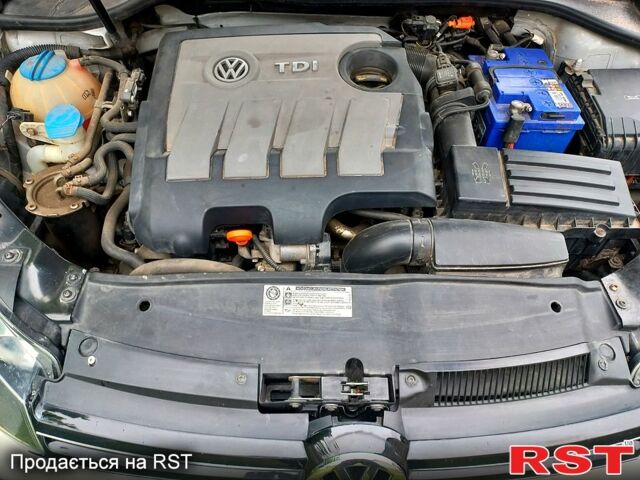 Фольксваген Гольф 2010 в Бобринце на Automoto.ua Фольксваген Гольф, объемом двигателя 1.6 л и пробегом 181 тыс. км за 6800 $, фото 7 на Automoto.ua