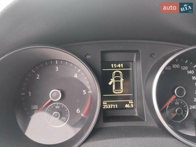 Фольксваген Гольф, объемом двигателя 1.6 л и пробегом 255 тыс. км за 7600 $, фото 5 на Automoto.ua