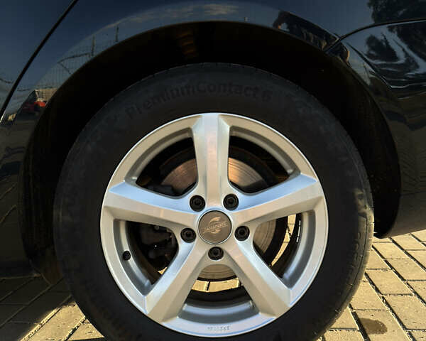 Фольксваген Гольф, объемом двигателя 1.6 л и пробегом 254 тыс. км за 7800 $, фото 36 на Automoto.ua