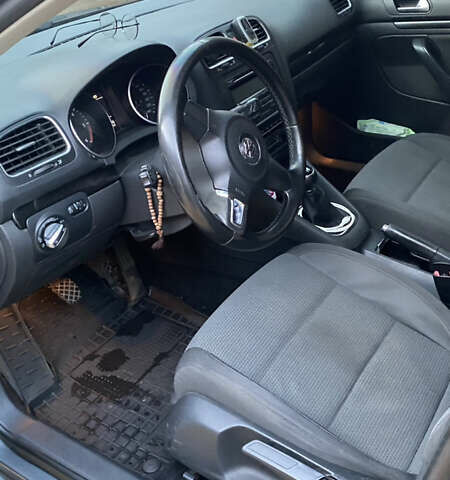 Фольксваген Гольф, объемом двигателя 1.6 л и пробегом 248 тыс. км за 8000 $, фото 6 на Automoto.ua