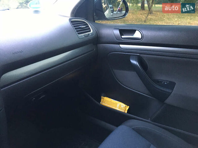 Фольксваген Гольф, объемом двигателя 1.6 л и пробегом 318 тыс. км за 7500 $, фото 28 на Automoto.ua