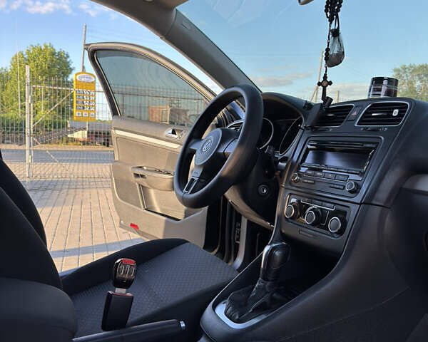 Фольксваген Гольф, объемом двигателя 1.6 л и пробегом 254 тыс. км за 7800 $, фото 41 на Automoto.ua