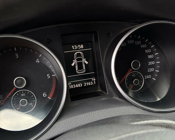 Фольксваген Гольф, об'ємом двигуна 1.6 л та пробігом 303 тис. км за 8500 $, фото 16 на Automoto.ua