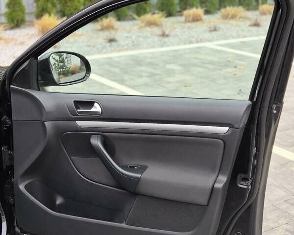 Фольксваген Гольф, объемом двигателя 1.6 л и пробегом 238 тыс. км за 8300 $, фото 18 на Automoto.ua