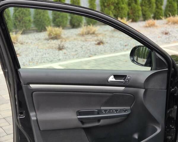 Фольксваген Гольф, объемом двигателя 1.6 л и пробегом 238 тыс. км за 8300 $, фото 23 на Automoto.ua