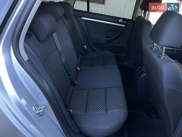 Фольксваген Гольф, об'ємом двигуна 1.6 л та пробігом 245 тис. км за 9599 $, фото 30 на Automoto.ua