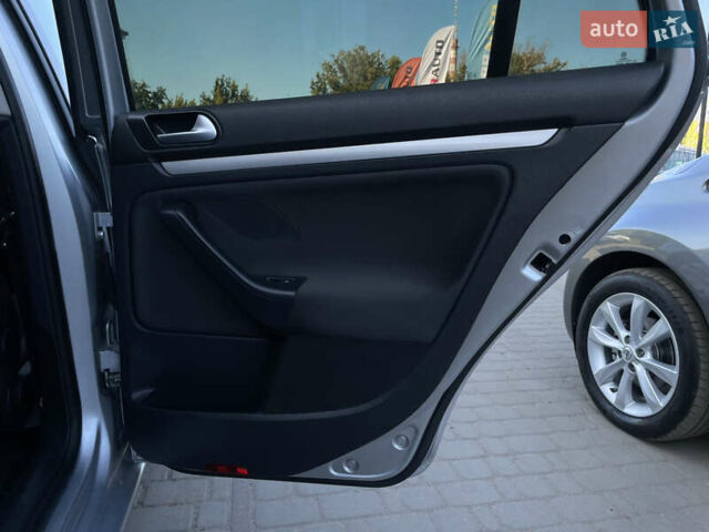 Фольксваген Гольф, об'ємом двигуна 1.6 л та пробігом 245 тис. км за 9599 $, фото 29 на Automoto.ua