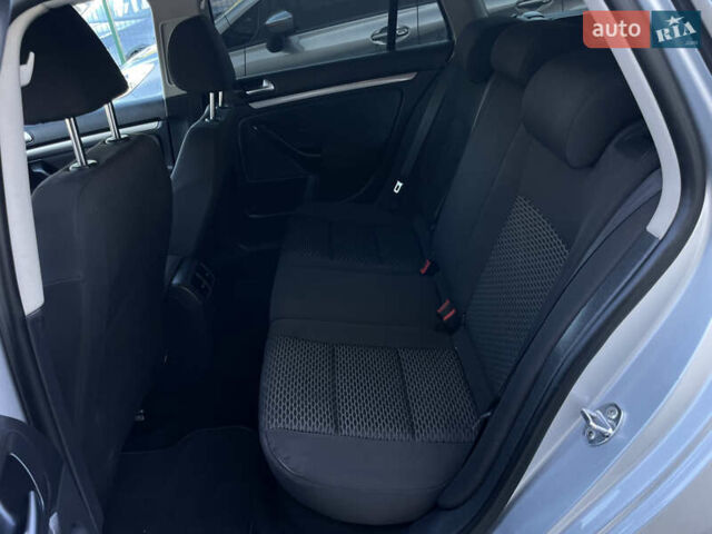 Фольксваген Гольф, об'ємом двигуна 1.6 л та пробігом 245 тис. км за 9599 $, фото 26 на Automoto.ua