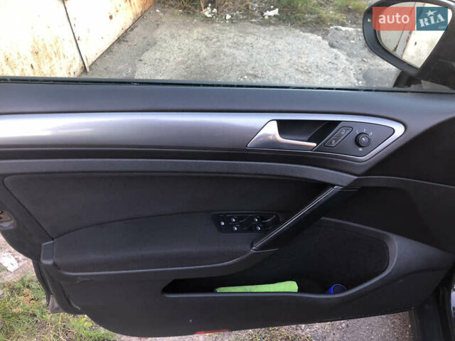 Фольксваген Гольф, объемом двигателя 1.6 л и пробегом 242 тыс. км за 8600 $, фото 21 на Automoto.ua