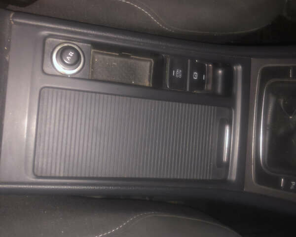 Фольксваген Гольф, объемом двигателя 1.6 л и пробегом 242 тыс. км за 8600 $, фото 2 на Automoto.ua