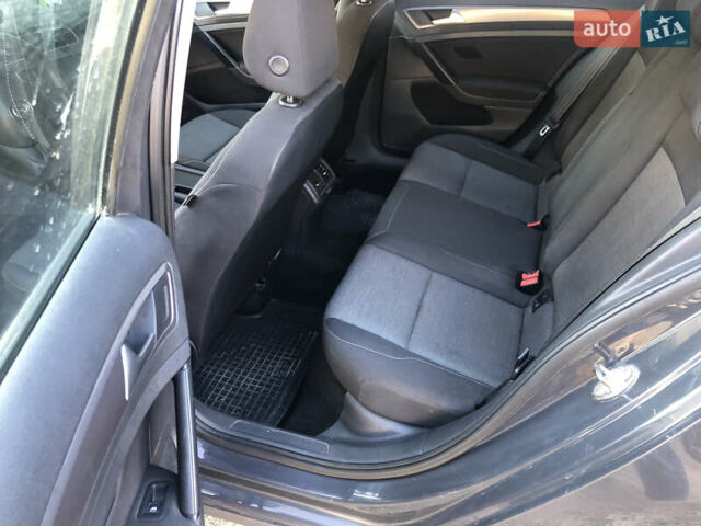 Фольксваген Гольф, объемом двигателя 1.6 л и пробегом 242 тыс. км за 8600 $, фото 25 на Automoto.ua