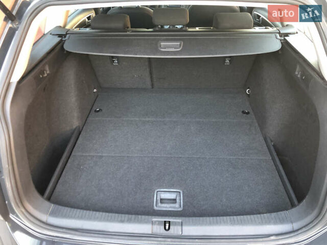 Фольксваген Гольф, объемом двигателя 1.6 л и пробегом 242 тыс. км за 8600 $, фото 26 на Automoto.ua