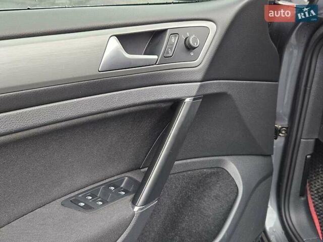 Фольксваген Гольф, объемом двигателя 1.97 л и пробегом 151 тыс. км за 15600 $, фото 32 на Automoto.ua