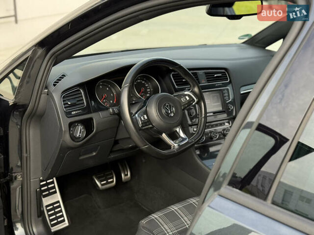 Фольксваген Гольф, объемом двигателя 2 л и пробегом 213 тыс. км за 16500 $, фото 31 на Automoto.ua