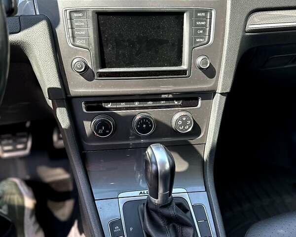 Фольксваген Гольф, объемом двигателя 1.8 л и пробегом 180 тыс. км за 13300 $, фото 62 на Automoto.ua