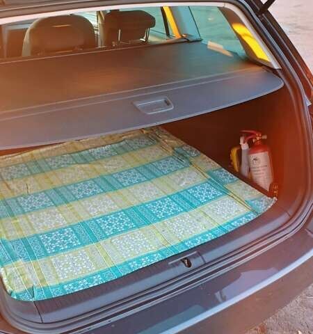 Фольксваген Гольф, об'ємом двигуна 1.6 л та пробігом 275 тис. км за 11000 $, фото 8 на Automoto.ua