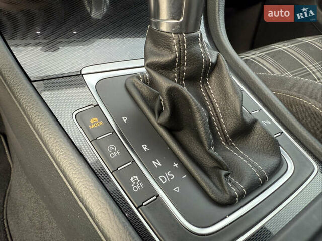 Фольксваген Гольф, объемом двигателя 2 л и пробегом 213 тыс. км за 16500 $, фото 56 на Automoto.ua