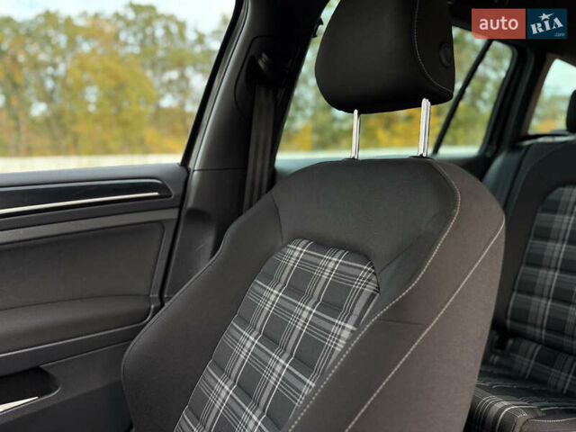 Фольксваген Гольф, объемом двигателя 2 л и пробегом 213 тыс. км за 16500 $, фото 52 на Automoto.ua