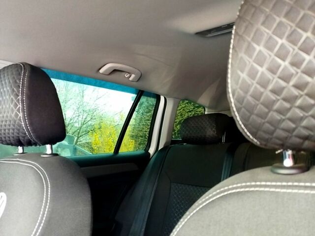 Фольксваген Гольф, объемом двигателя 1.6 л и пробегом 280 тыс. км за 5500 $, фото 8 на Automoto.ua