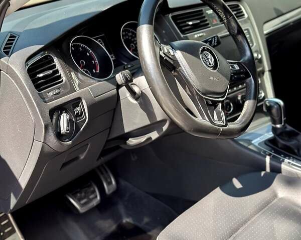 Фольксваген Гольф, объемом двигателя 1.8 л и пробегом 180 тыс. км за 13300 $, фото 31 на Automoto.ua