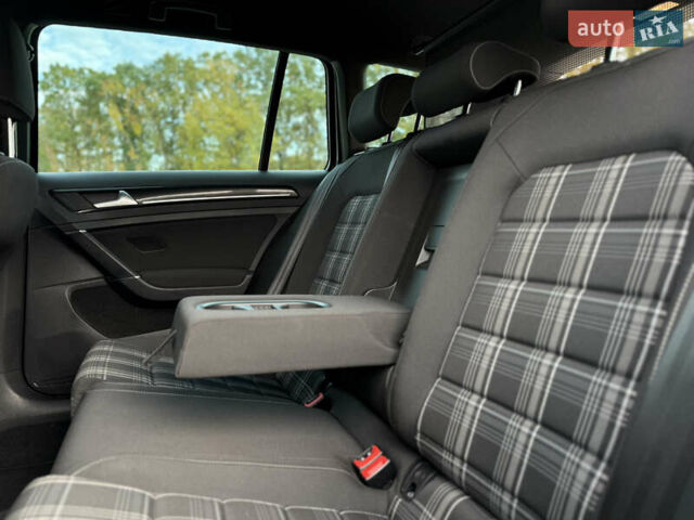 Фольксваген Гольф, объемом двигателя 2 л и пробегом 213 тыс. км за 16500 $, фото 43 на Automoto.ua