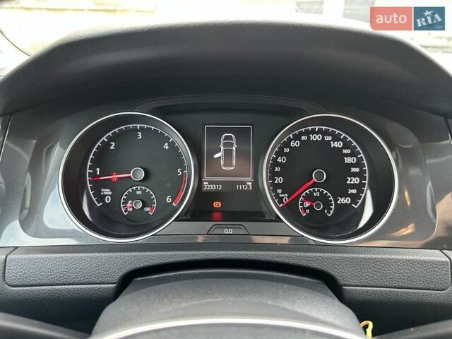 Фольксваген Гольф, объемом двигателя 1.6 л и пробегом 223 тыс. км за 12150 $, фото 14 на Automoto.ua