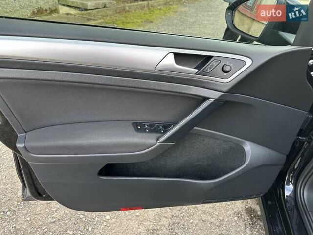 Фольксваген Гольф, объемом двигателя 1.6 л и пробегом 223 тыс. км за 12150 $, фото 16 на Automoto.ua