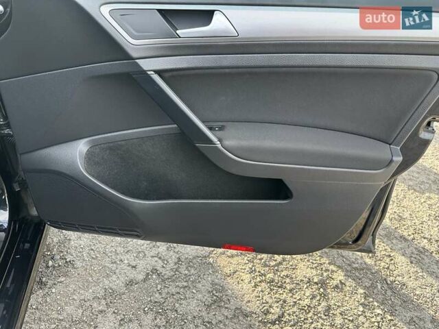 Фольксваген Гольф, объемом двигателя 1.6 л и пробегом 223 тыс. км за 12150 $, фото 20 на Automoto.ua