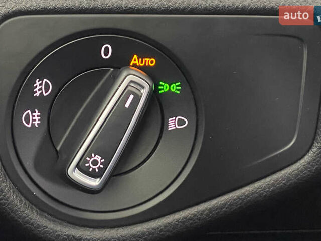 Фольксваген Гольф, объемом двигателя 1.6 л и пробегом 152 тыс. км за 15550 $, фото 27 на Automoto.ua