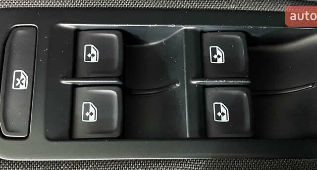 Фольксваген Гольф, объемом двигателя 1.6 л и пробегом 152 тыс. км за 15550 $, фото 26 на Automoto.ua