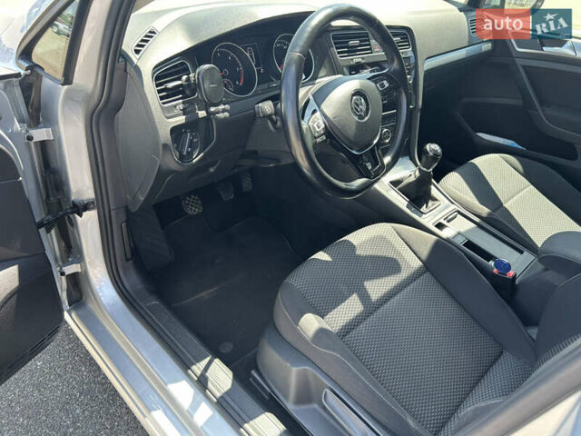 Фольксваген Гольф, объемом двигателя 1.6 л и пробегом 270 тыс. км за 12990 $, фото 47 на Automoto.ua