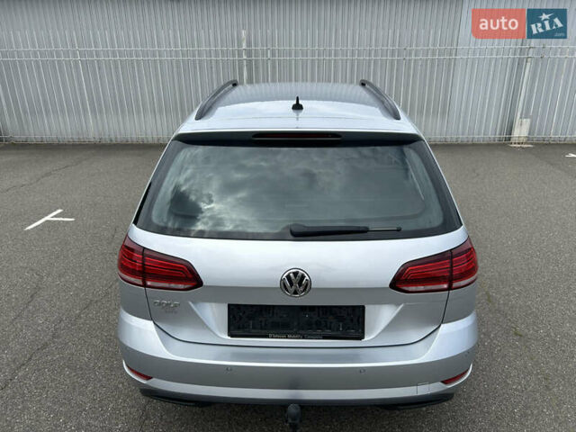 Фольксваген Гольф, объемом двигателя 1.6 л и пробегом 270 тыс. км за 12990 $, фото 135 на Automoto.ua